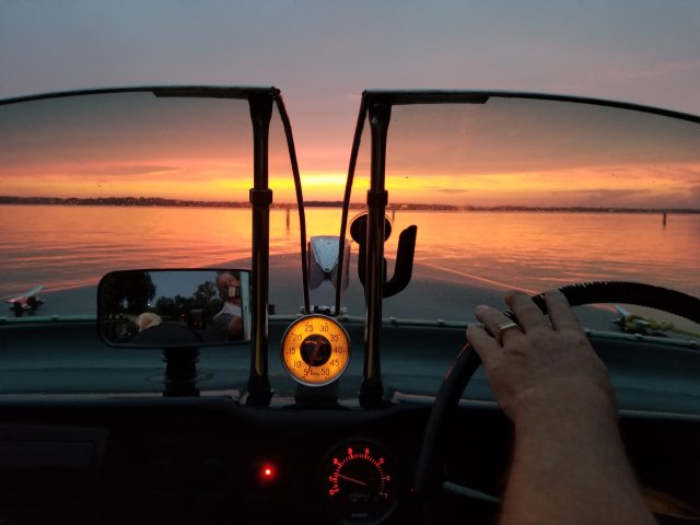 Sunset by batboat